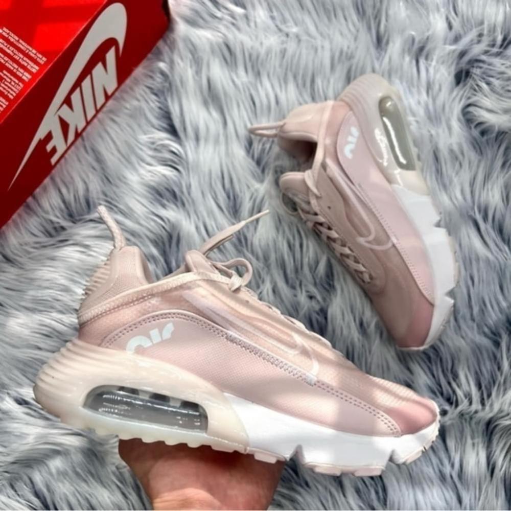 Nike Air Max 2090